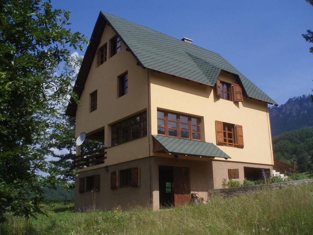 Guest House Tara Canyon Плєвля Номер фото